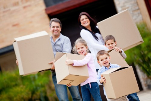 Local van service handling household moving items in Hackney Marshes