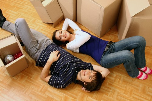 Local moving truck hire for homes and businesses in Hackney Marshes